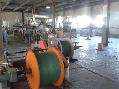 盤(pán)錦益坤電纜材料填充繩車間