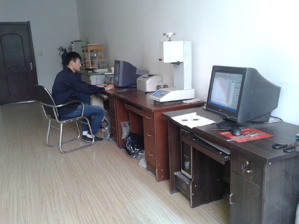 盤(pán)錦益坤電纜材料有限公司實(shí)驗(yàn)室